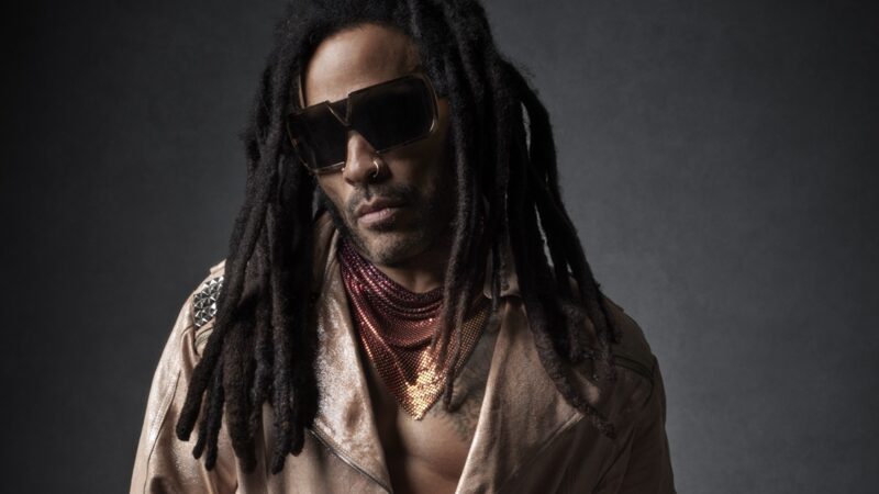 Lenny Kravitz lança novo álbum 'Blue Electric Light'