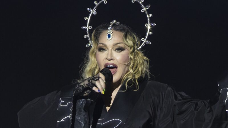 Colunista explica que doação de Madonna ao RS na verdade foi feita por patrocinador de show