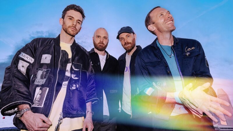 Coldplay lança novo single 'feelslikeimfallinginlove'; ouça