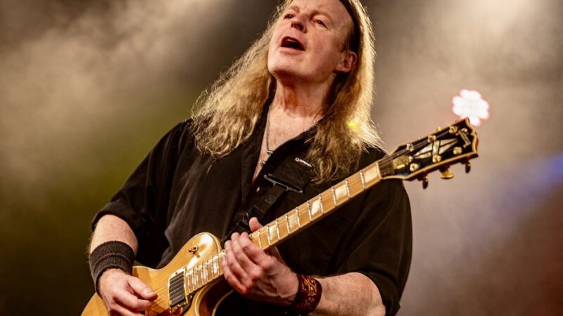 Roland Grapow (Masterplan, ex-Helloween) desembarca no Brasil para shows em SP