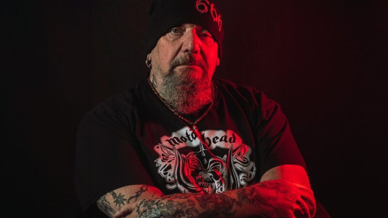 Paul Di’Anno, ex-vocalista do Iron Maiden, morre aos 66 anos