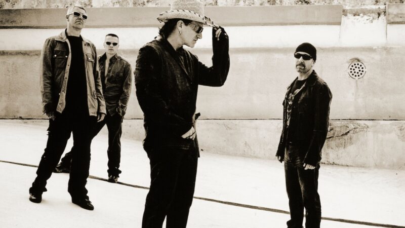 U2 apresenta a faixa inédita ‘Luckiest Man In The World’