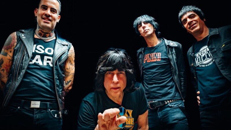 Marky Ramone, Inocentes e João Gordo se apresentam no Magic City