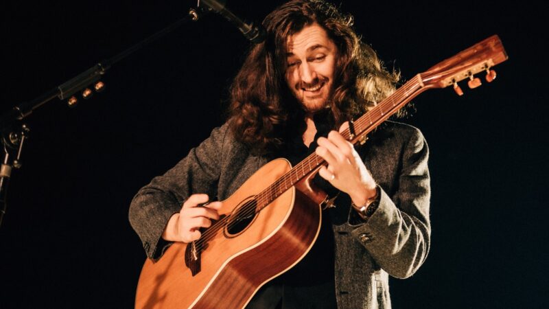 Hozier anuncia dois shows no Brasil