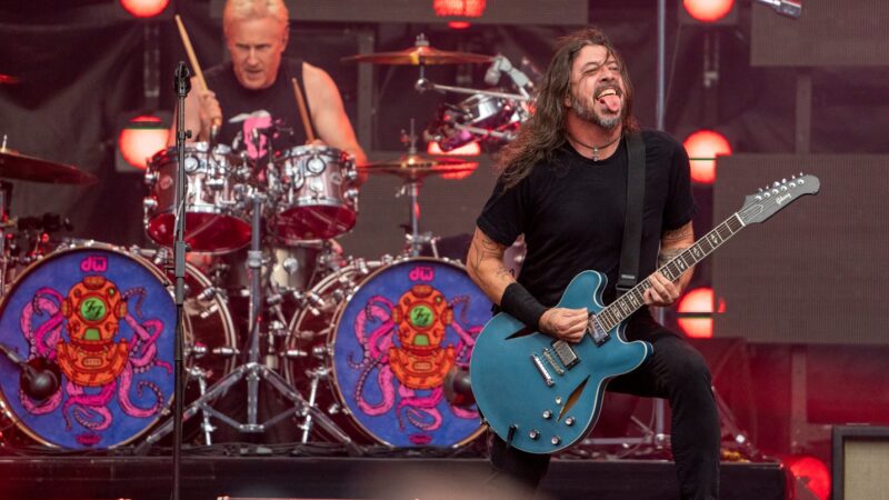 Foo Fighters demite baterista Josh Freese após dois anos