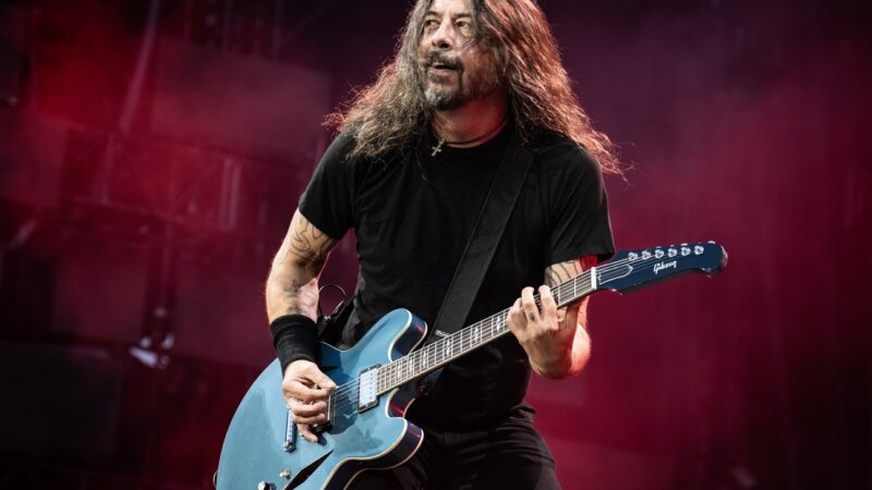 Foo Fighters anuncia retorno aos palcos em evento da Fórmula 1