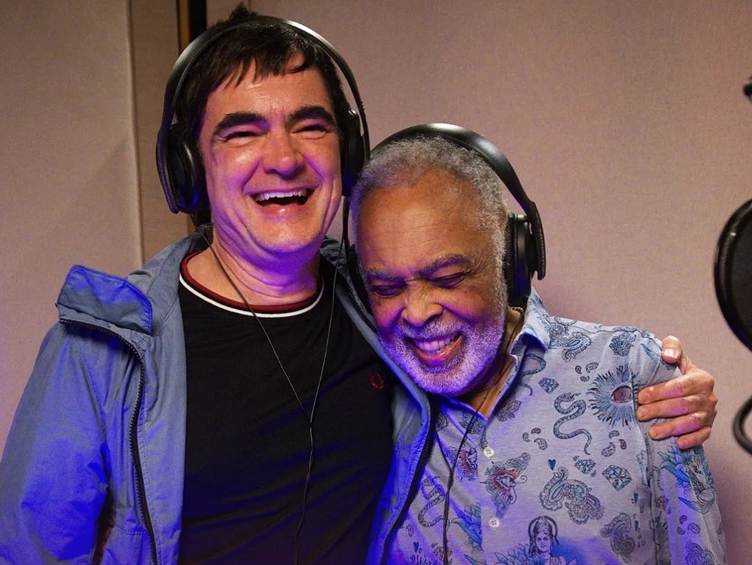 Samuel Rosa lança clipe de ‘Vamos Fugir’ com Gilberto Gil