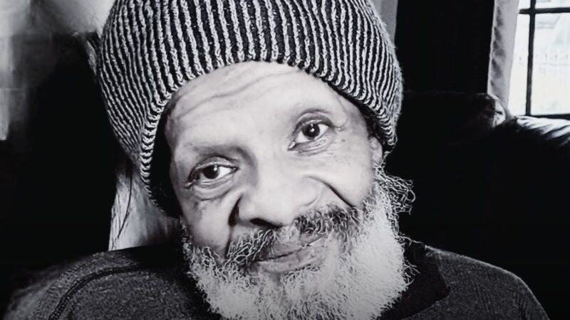 Sly Stone, pioneiro do funk americano, morre aos 82 anos