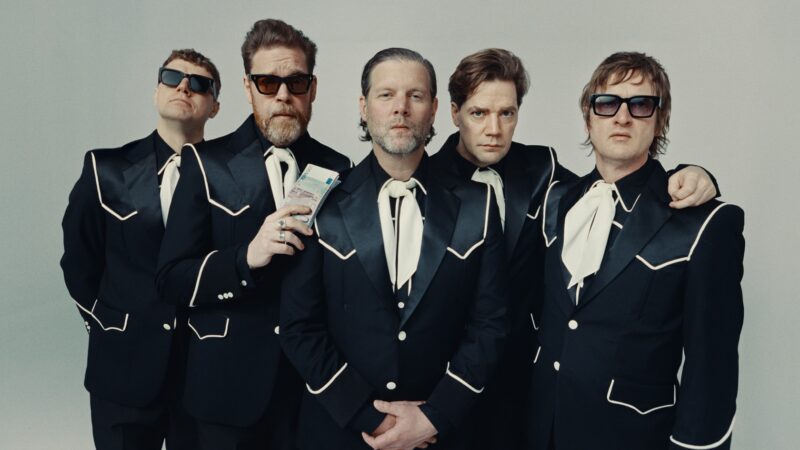 The Hives lança novo single 'Legalize Living'