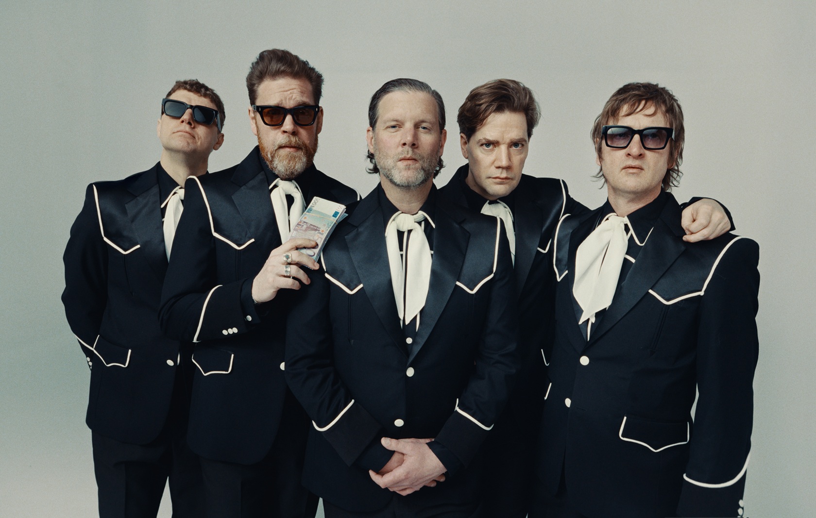 The Hives lança novo single ‘Legalize Living’