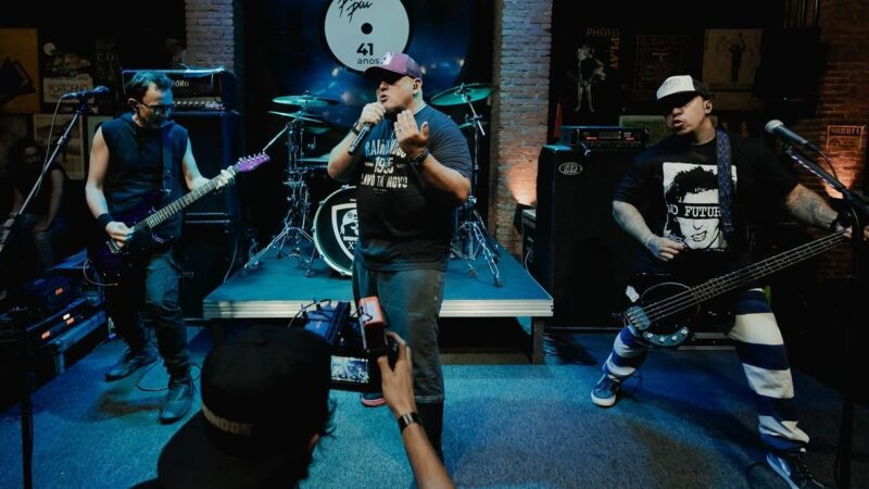 Raimundos abre shows do Guns N’ Roses no Brasil