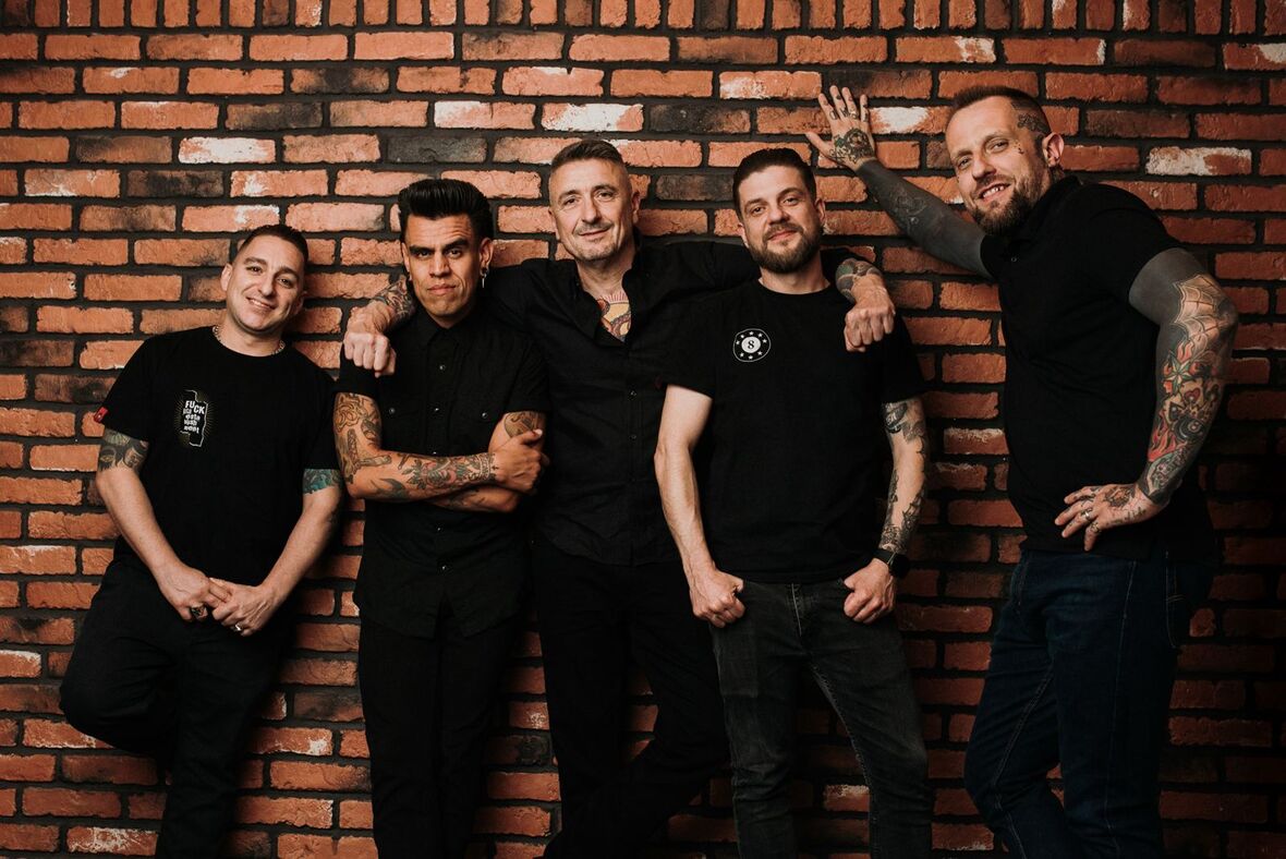 Booze & Glory anuncia show em São Paulo