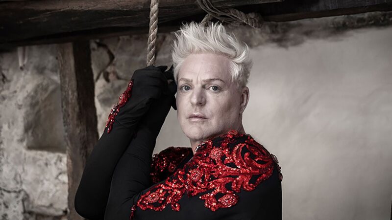 Andy Bell, voz do Erasure, retorna ao Brasil em janeiro