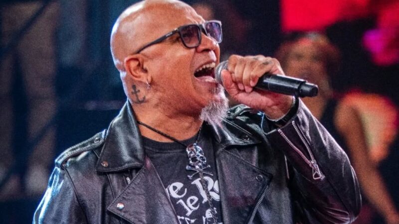 Clemente Nascimento (Inocentes e Plebe Rude) recebe alta do hospital