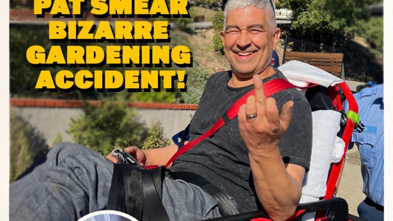 Pat Smear, do Foo Fighters, sofre acidente e ficará de fora de shows