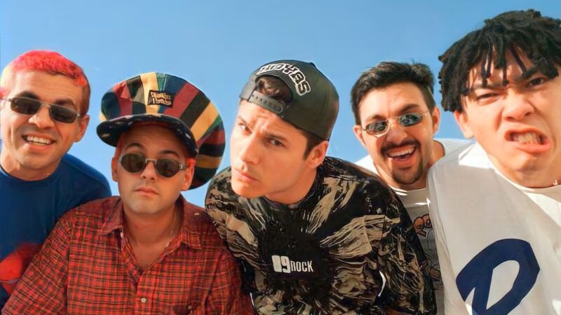 Memorial dos Mamonas Assassinas é inaugurado em Guarulhos