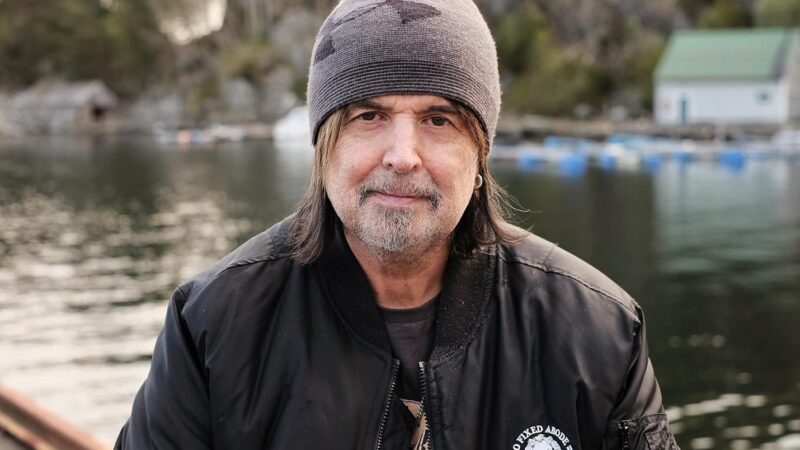 Phil Campbell, ex-guitarrista do Motörhead, morre aos 64 anos