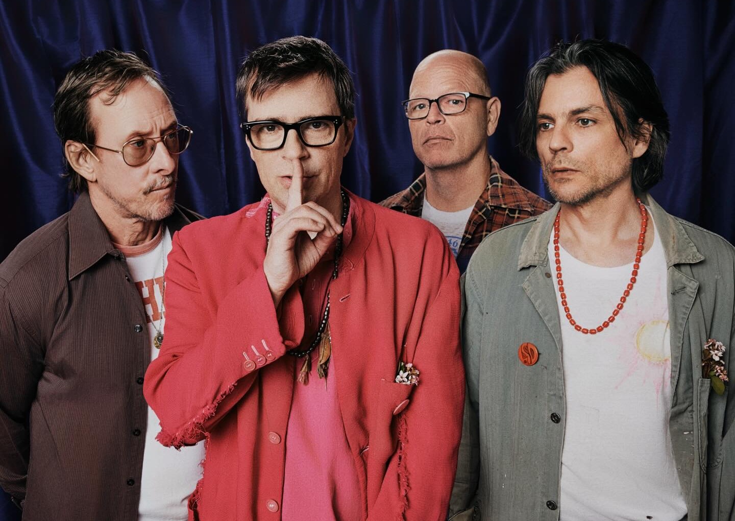 Weezer revela faixa inédita ‘Shine Again’