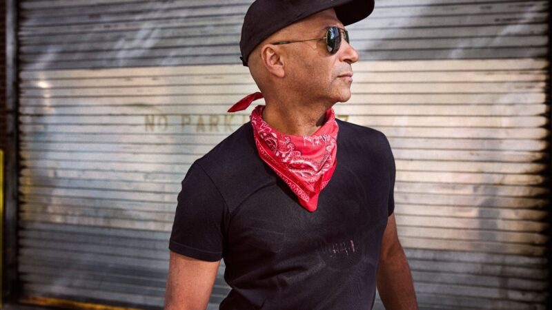 Tom Morello (Rage Against the Machine) lança novo single 'Date Night'