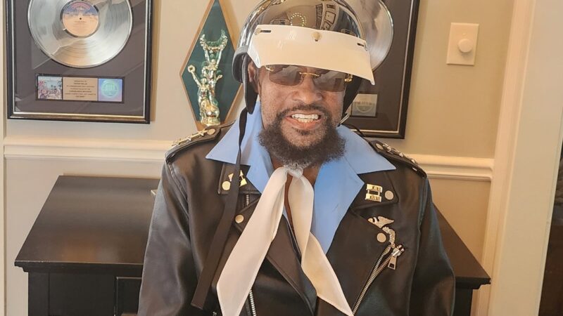 Victor Willis, vocalista do Village People, morre aos 74 anos
