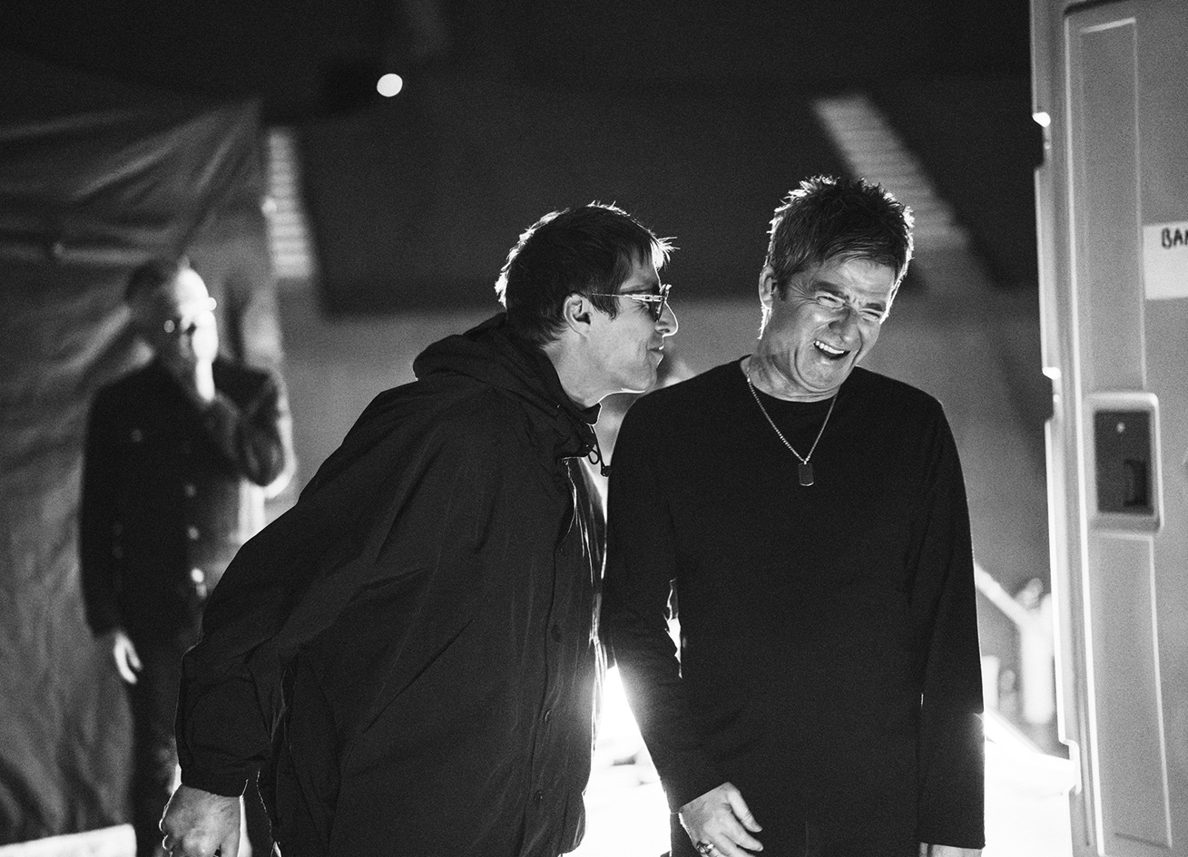 ‘Oasis: Don’t Look Back In Anger’, filme sobre reunião do Oasis, ganha novo trailer