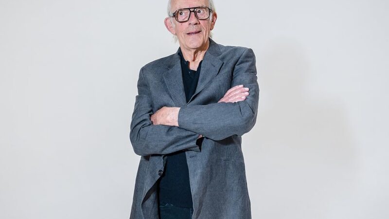 Christopher Lloyd, o Doc Brown de 'De Volta Para o Futuro', vem ao Brasil na CCXP26